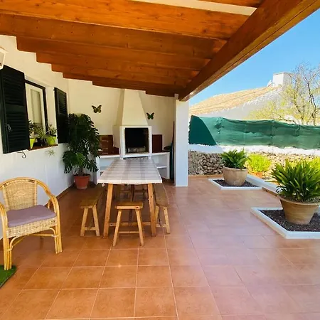 Сasa de vacaciones Holiday Casa Dina Es Mercadal