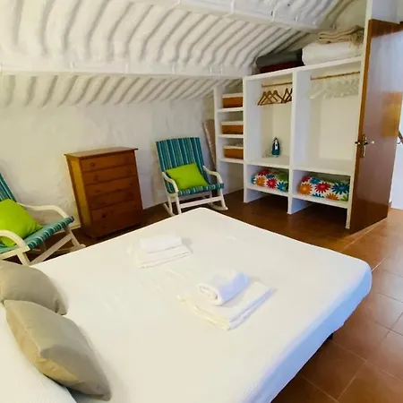 Holiday Casa Dina *