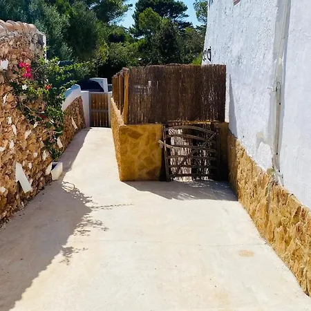 Сasa de vacaciones Holiday Casa Dina